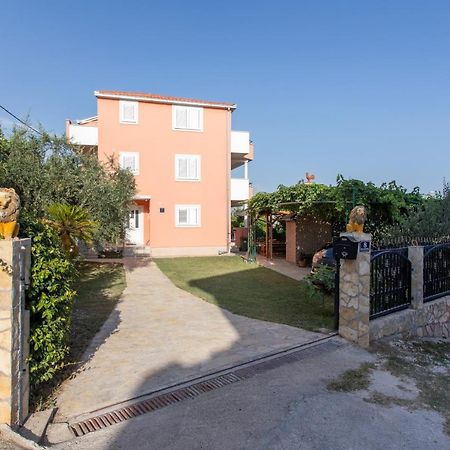 Apartments Katarina Kaštela Екстериор снимка